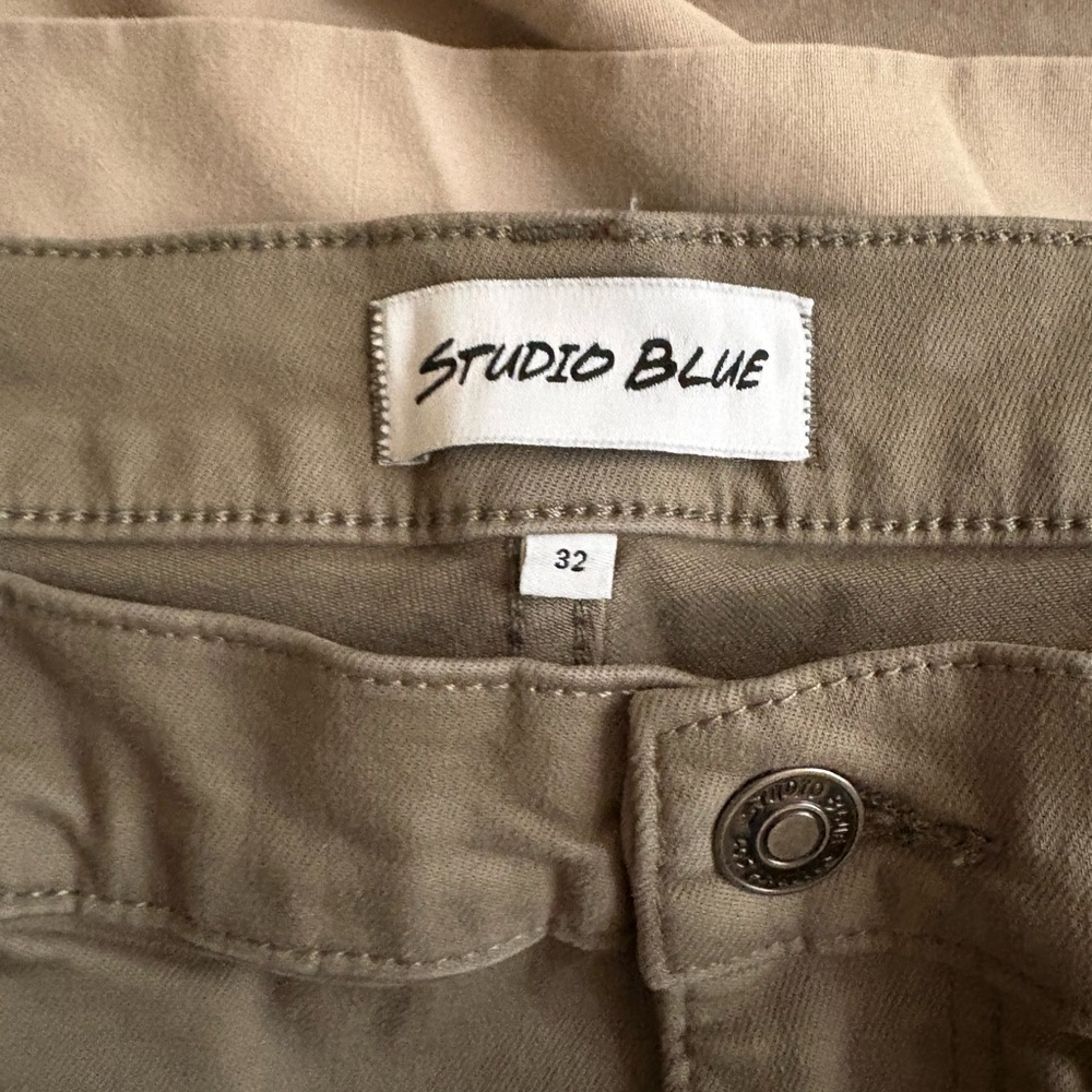 Studio Blue Women's Wide Leg Pants - Olive. Dawn wide leg utility pants